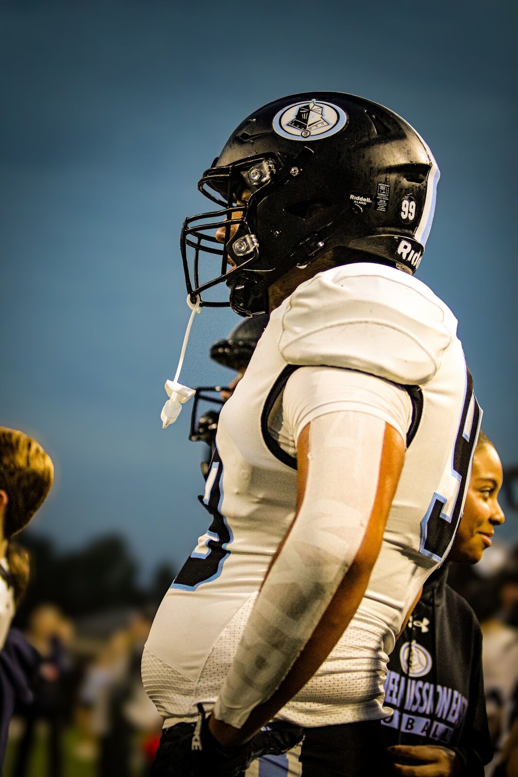 SME @ SM South — Lancer portrait under the lights
