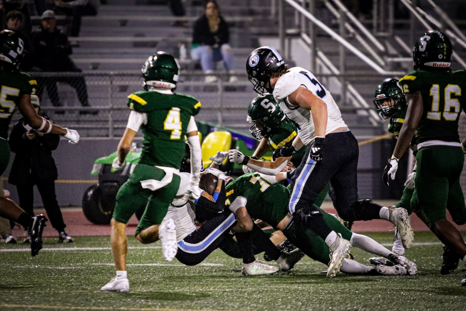 SME @ SM South — Lancers make a play along the sideline